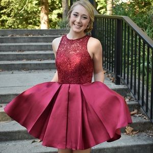 Meet your Posher, Haley